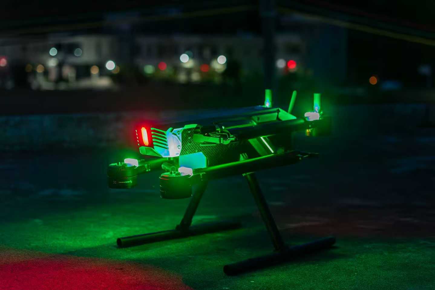 载物无人机实拍2